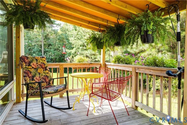 14424 Dampier Dr, Chester, VA 23831