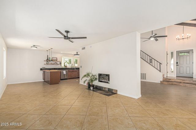 18633 N 15TH Place, Phoenix, AZ 85024