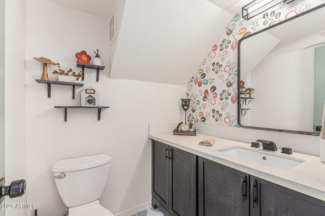 18633 N 15TH Place, Phoenix, AZ 85024