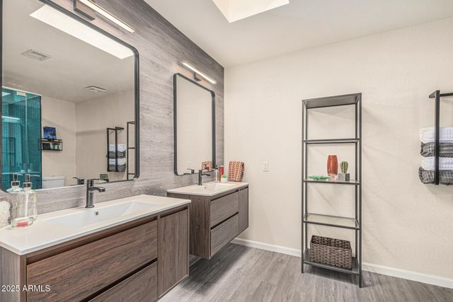 18633 N 15TH Place, Phoenix, AZ 85024