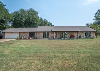 707 S Houston Street, Edgewood, TX 75117