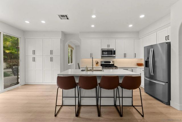 6029 Rancho Bravado, Carlsbad, CA 92009