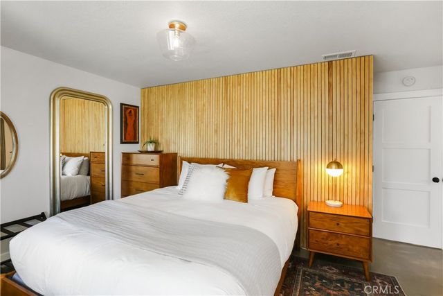 2110 President, Costa Mesa, CA 92627