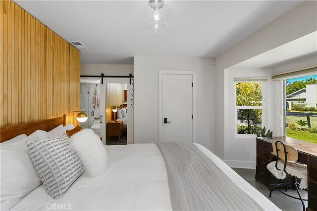 2110 President, Costa Mesa, CA 92627