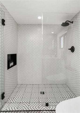 2110 President, Costa Mesa, CA 92627