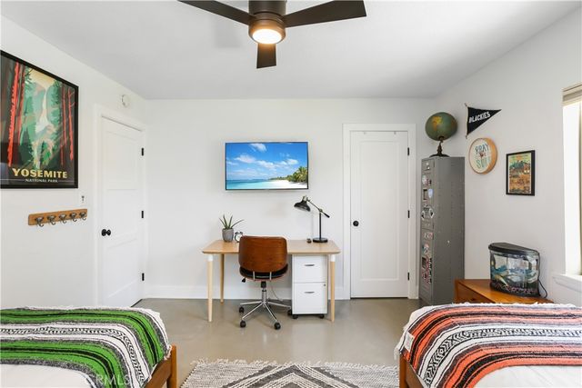 2110 President, Costa Mesa, CA 92627