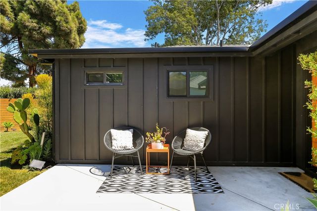 2110 President, Costa Mesa, CA 92627