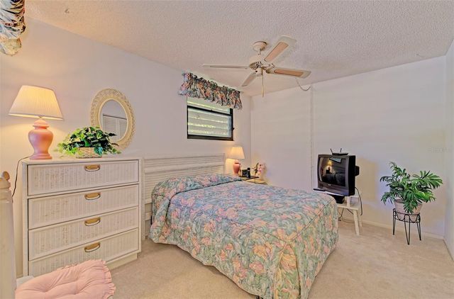 144 PINEHURST DRIVE 144, Bradenton, FL 34210