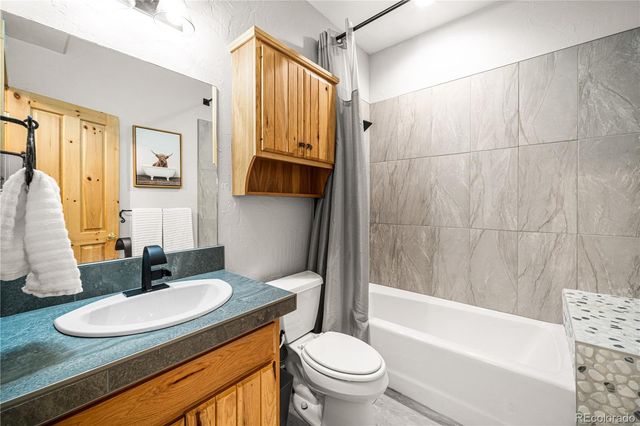 1614 Chalice Drive, Westcliffe, CO 81252