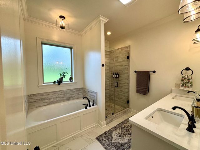 8 Hedges Plantation Place, Natchez, MS 39120