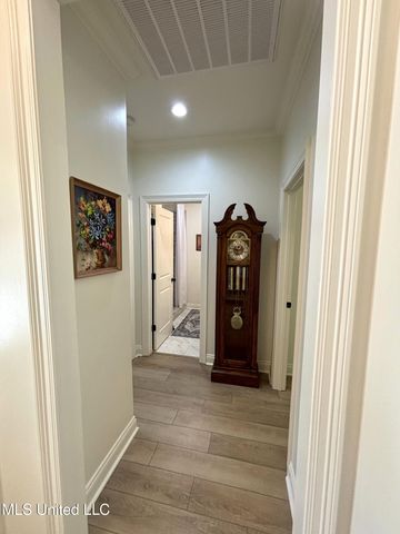 8 Hedges Plantation Place, Natchez, MS 39120