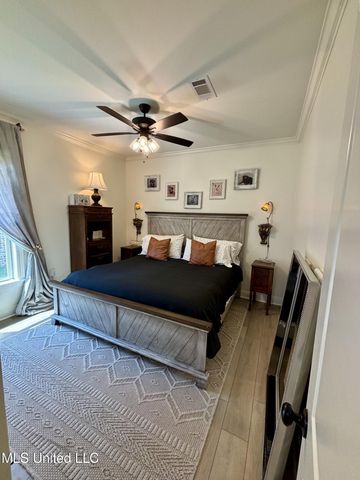 8 Hedges Plantation Place, Natchez, MS 39120