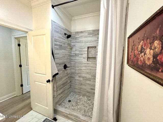 8 Hedges Plantation Place, Natchez, MS 39120