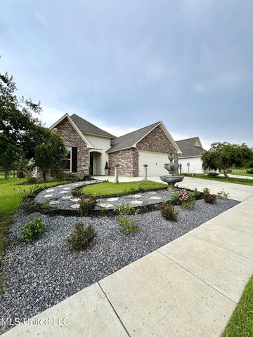 8 Hedges Plantation Place, Natchez, MS 39120