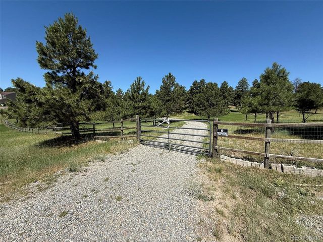 27627 E Broadview Dr, Kiowa, CO 80117