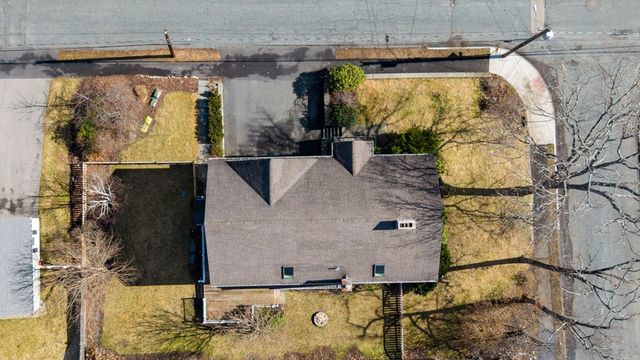 11 Holmes Street, Needham, MA 02492