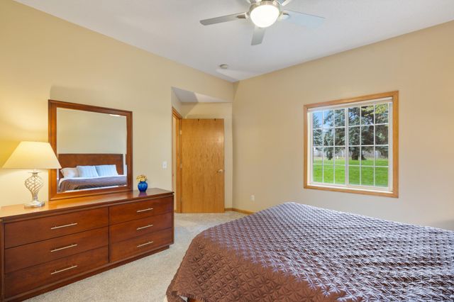 8504 Telford Crossing, Brooklyn Park, MN 55443