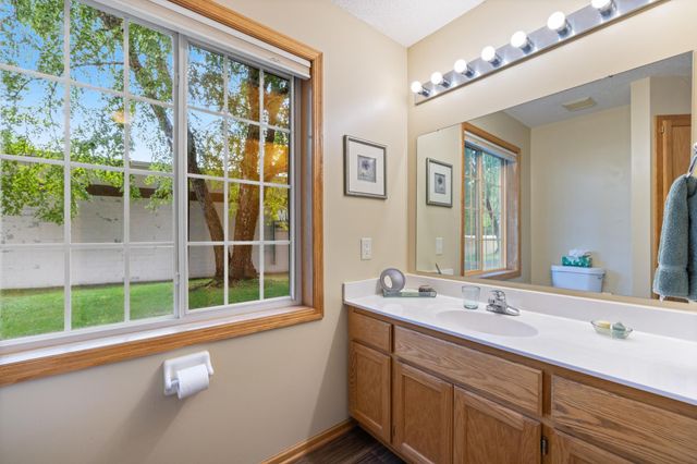 8504 Telford Crossing, Brooklyn Park, MN 55443