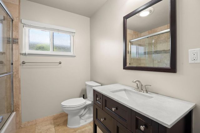 20 Robin Way, San Carlos, CA 94070