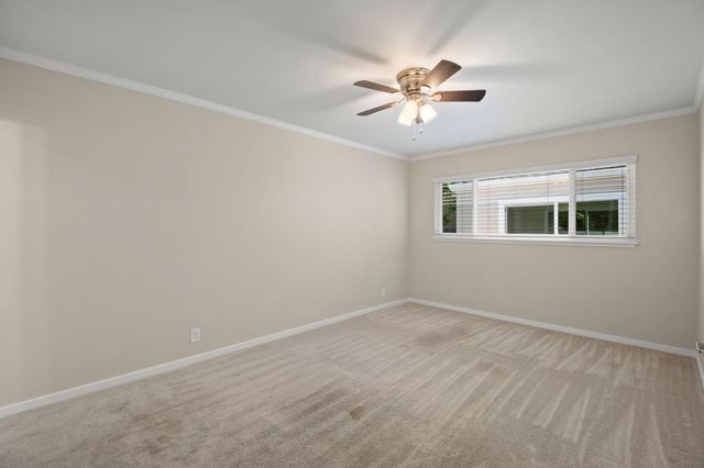 20 Robin Way, San Carlos, CA 94070