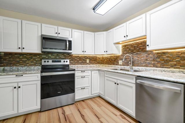 7886 Mary Seabrook Road, Edisto Island, SC 29438