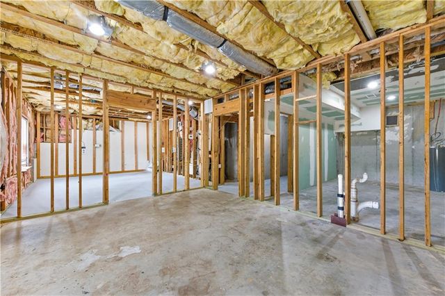 1851 Stoney Chase Drive, Lawrenceville, GA 30044