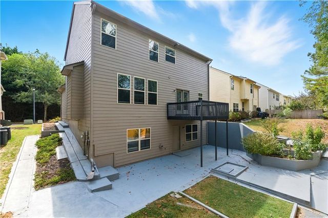 1851 Stoney Chase Drive, Lawrenceville, GA 30044