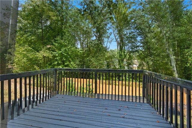 1851 Stoney Chase Drive, Lawrenceville, GA 30044