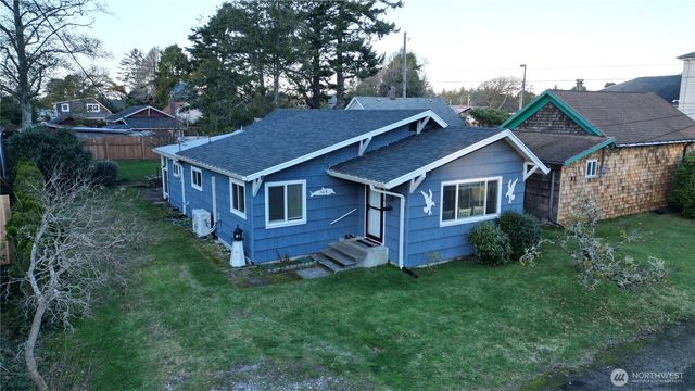 1309 257th Place, Ocean Park, WA 98640
