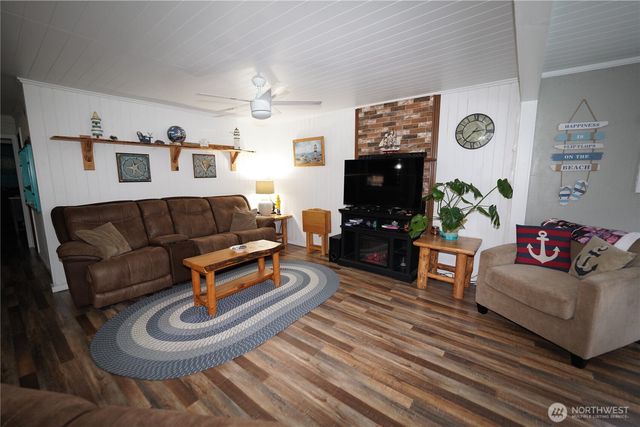 1309 257th Place, Ocean Park, WA 98640