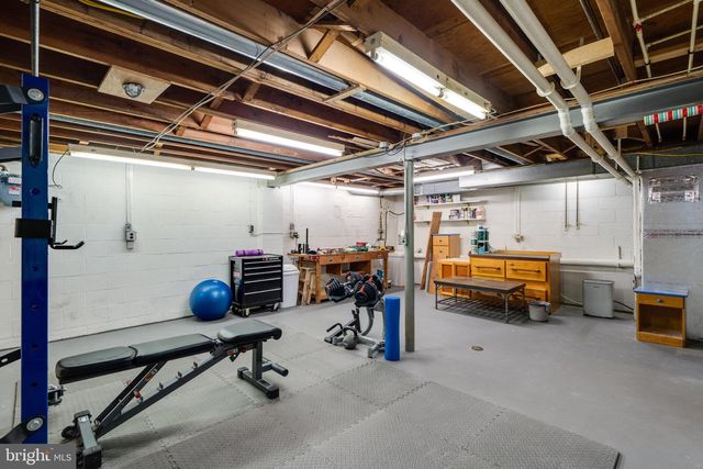 534 W MARION ST, Lititz, PA 17543