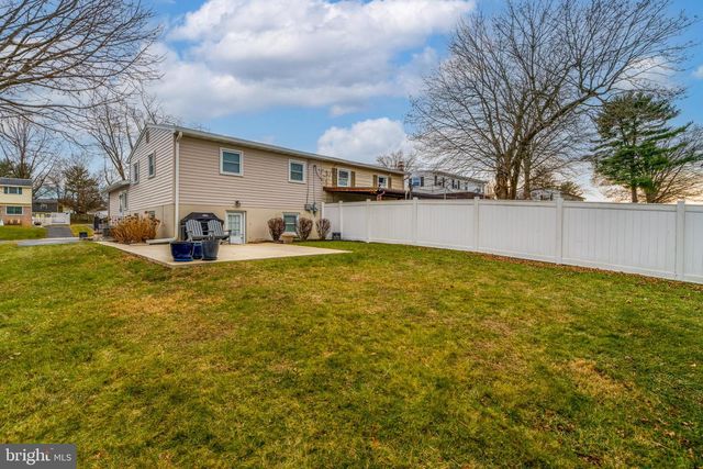 534 W MARION ST, Lititz, PA 17543