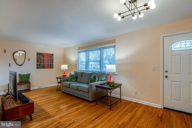 534 W MARION ST, Lititz, PA 17543