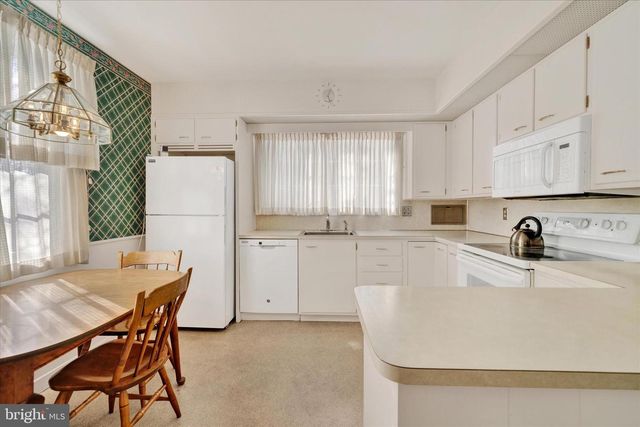 1318 READING BLVD, Wyomissing, PA 19610