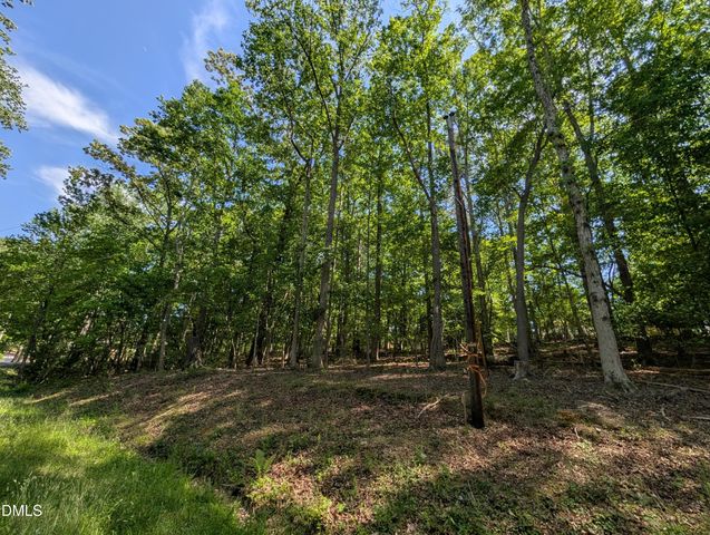 132 Cherokee Drive, Louisburg, NC 27549