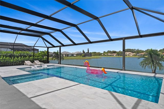 2715 Primrose Pl, Oakland Park, FL 33309