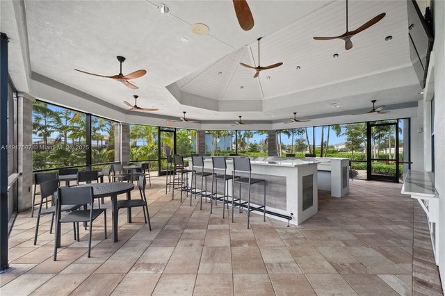 2715 Primrose Pl, Oakland Park, FL 33309