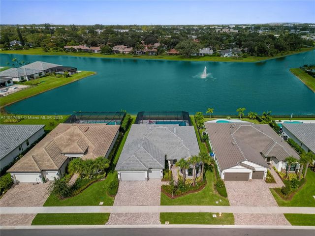 2715 Primrose Pl, Oakland Park, FL 33309