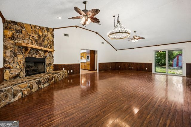 94 Holtz Road, Kingsland, GA 31548