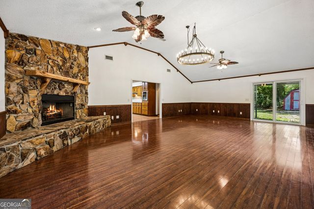 94 Holtz Road, Kingsland, GA 31548