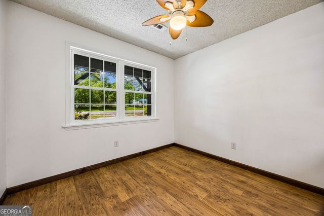 94 Holtz Road, Kingsland, GA 31548