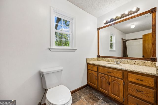 94 Holtz Road, Kingsland, GA 31548