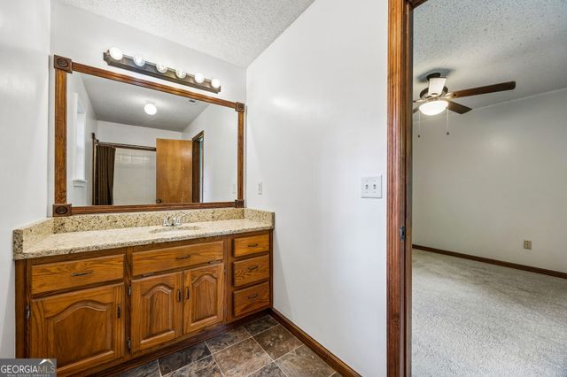 94 Holtz Road, Kingsland, GA 31548