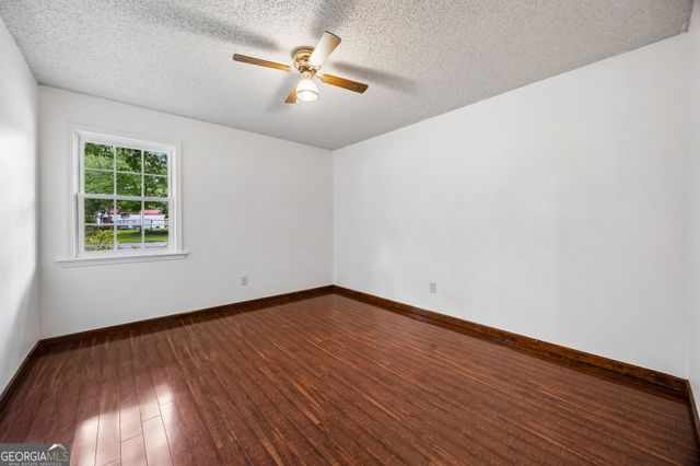 94 Holtz Road, Kingsland, GA 31548