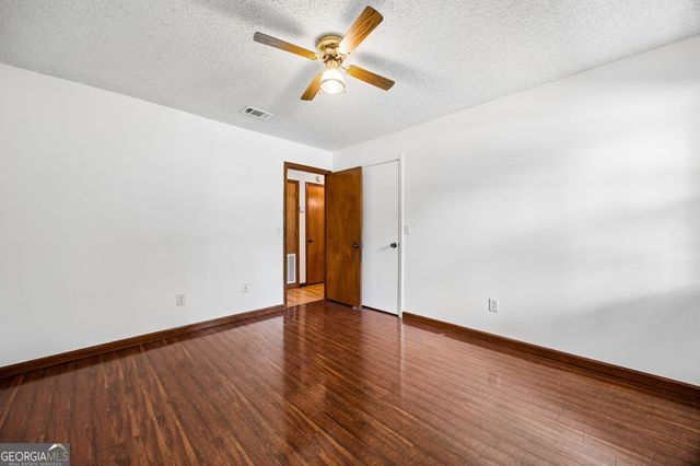 94 Holtz Road, Kingsland, GA 31548