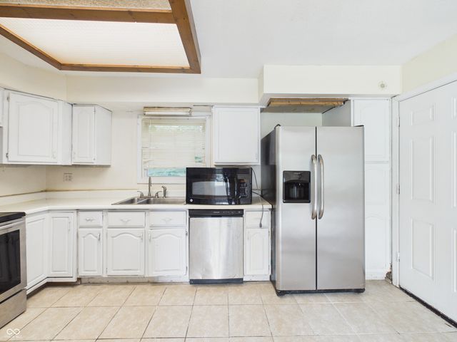 4338 Thrush Drive, Indianapolis, IN 46222