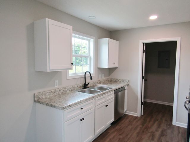 1601 Alan Perryman Ave, Lewisburg, TN 37091