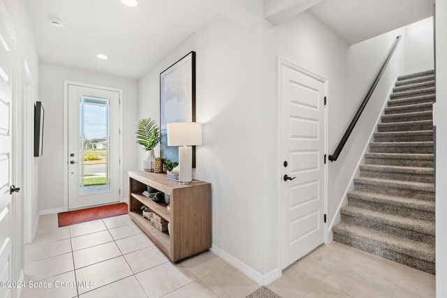 9319 Barbizon Lane, Melbourne, FL 32940