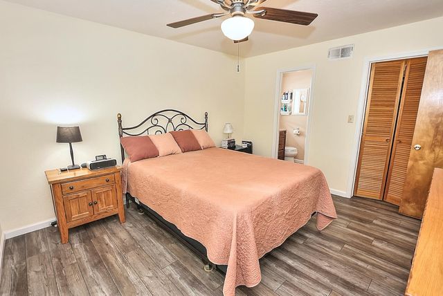 1626 Sierra Gardens Dr, Roseville, CA 95661