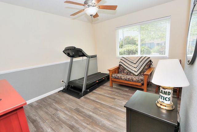 1626 Sierra Gardens Dr, Roseville, CA 95661